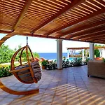 Penelope Kefalonia *