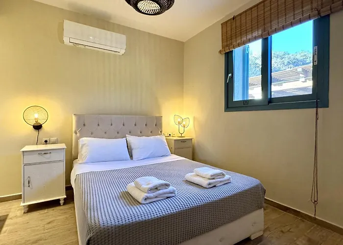 Penelope Kefalonia *